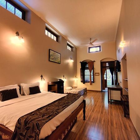 Hotel Mount View Heritage Панчгани Номер фото